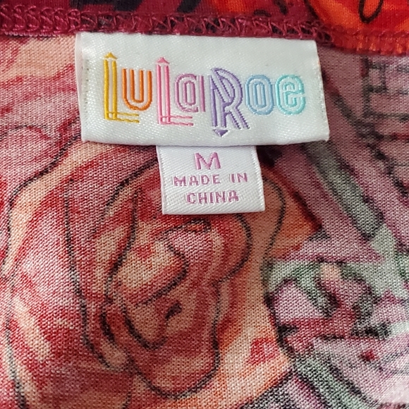 🚫SOLD🚫Lularoe Red Flowered 'Carly' Swing Dress - Picture 4 of 7